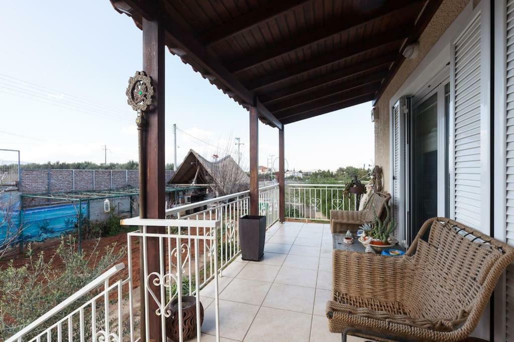 Country Rooms Near Athens - Airport ヴラヴローナ エクステリア 写真